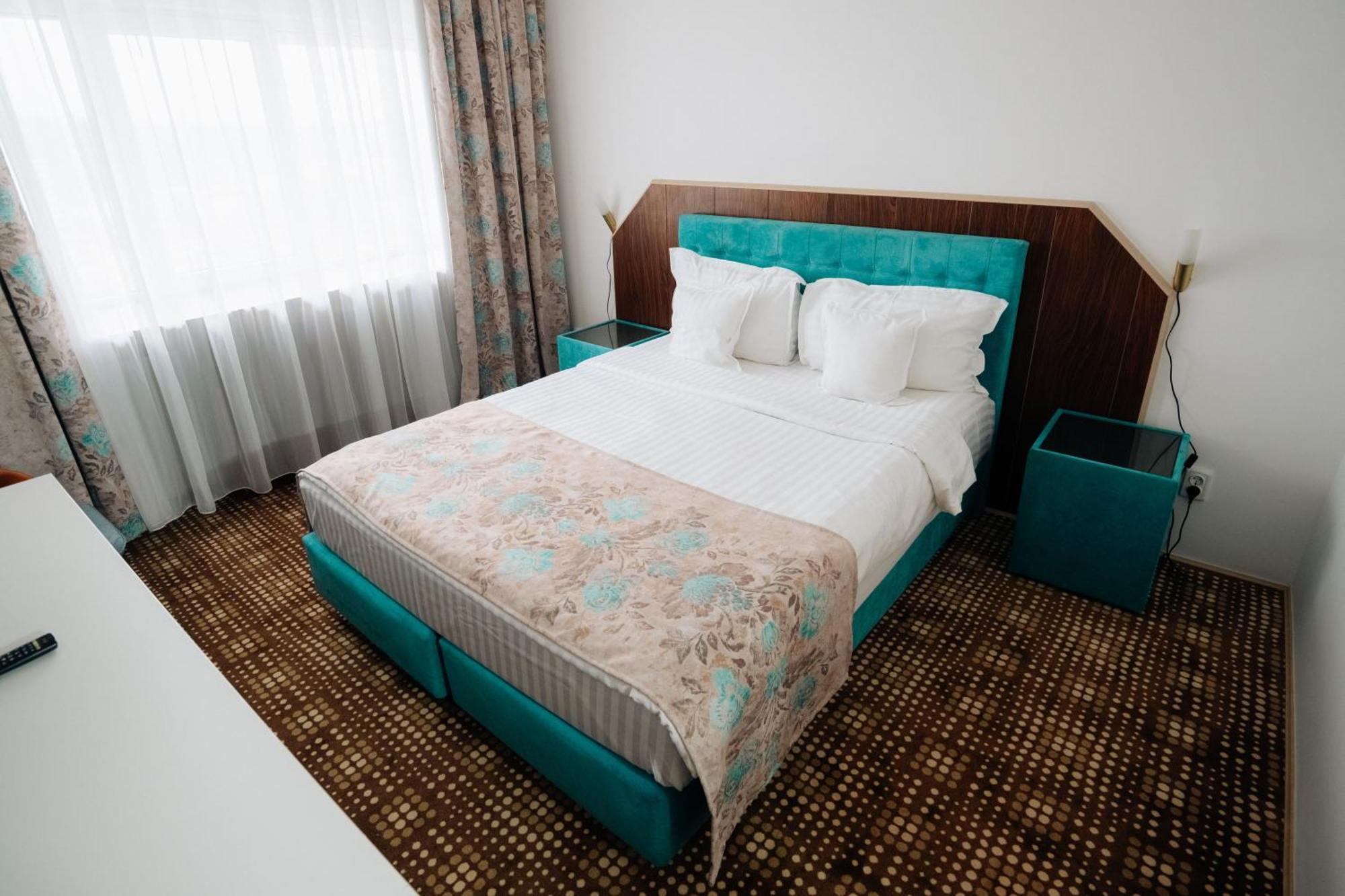 Hotel Bucovina Szucsáva Kültér fotó