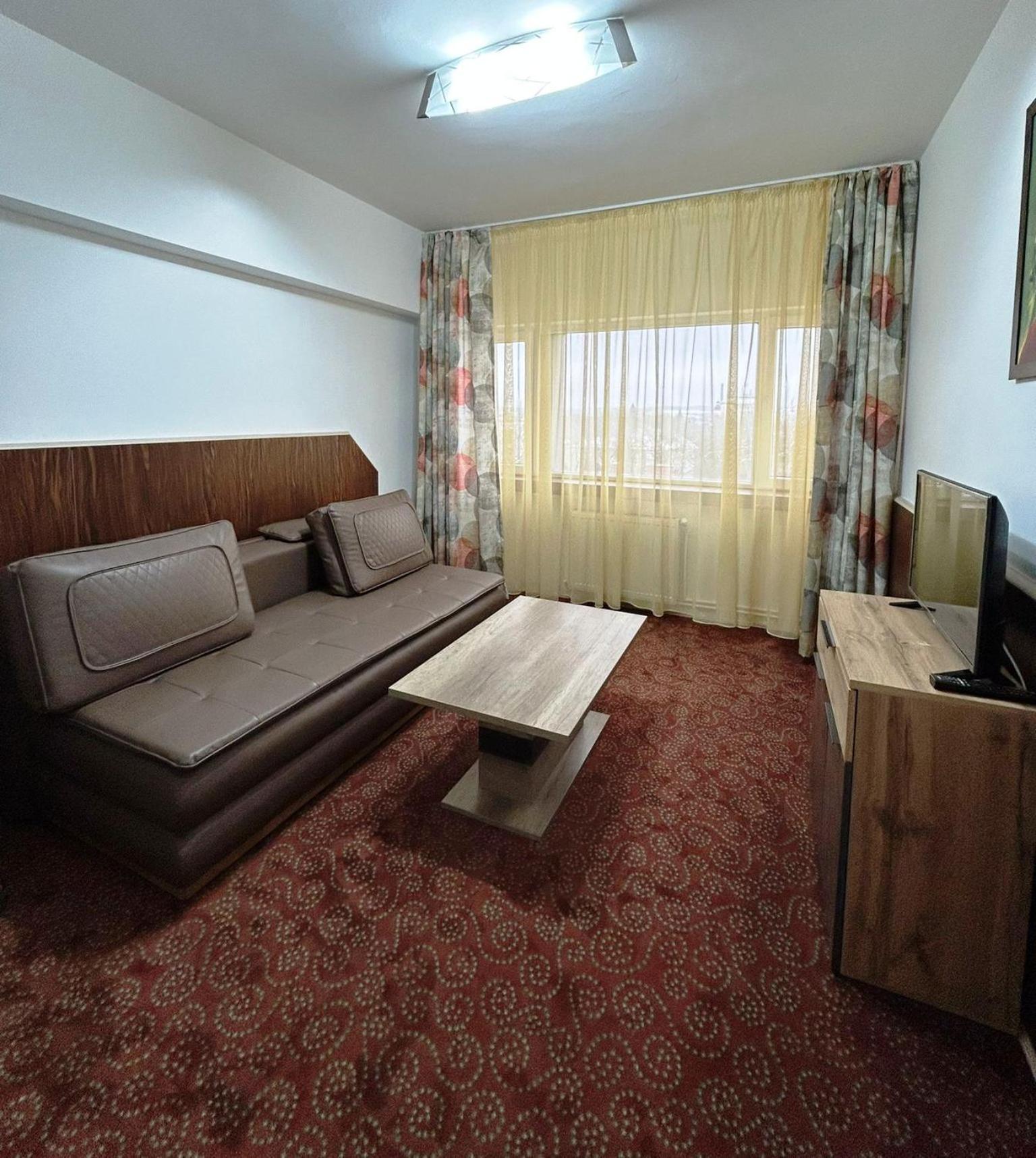 Hotel Bucovina Szucsáva Kültér fotó