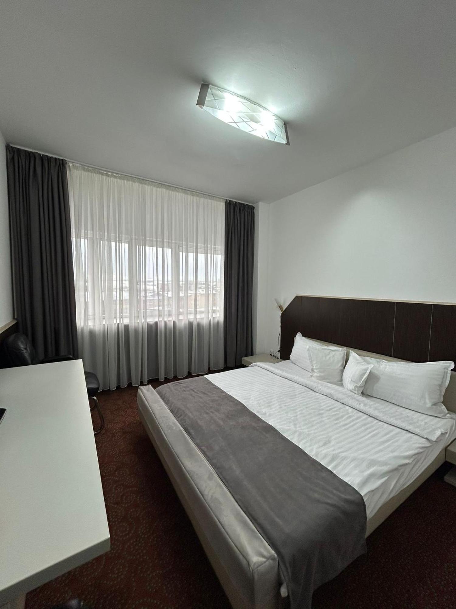 Hotel Bucovina Szucsáva Kültér fotó