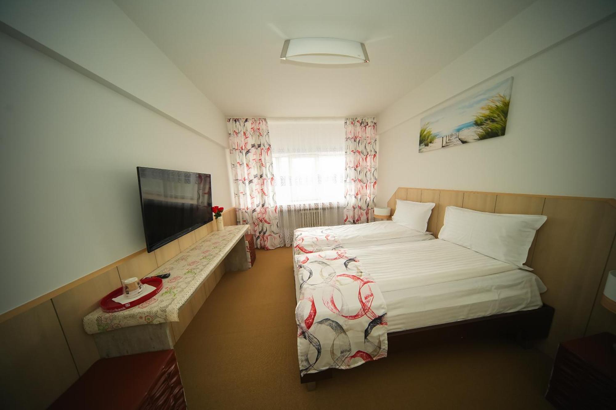 Hotel Bucovina Szucsáva Kültér fotó