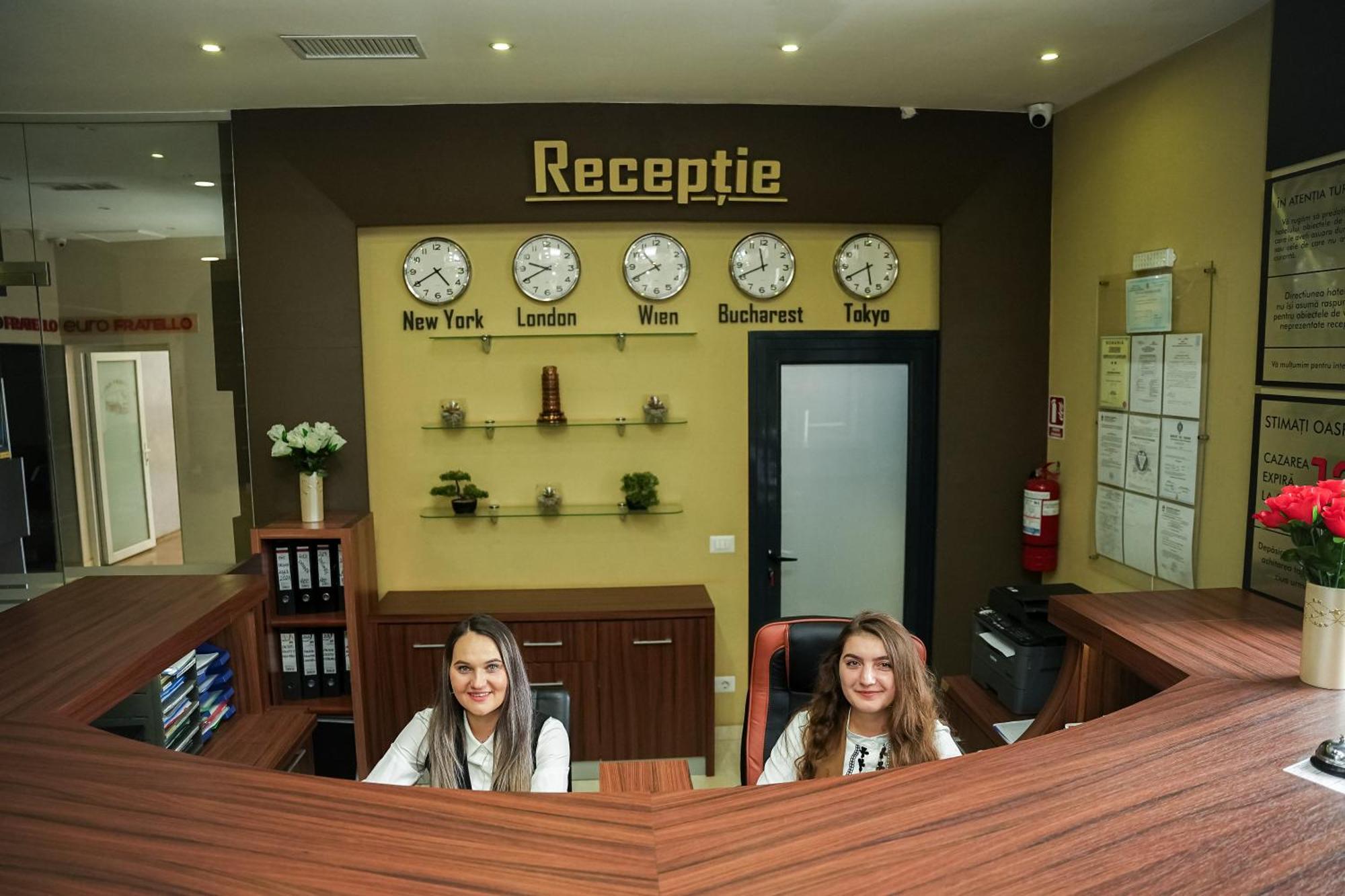 Hotel Bucovina Szucsáva Kültér fotó
