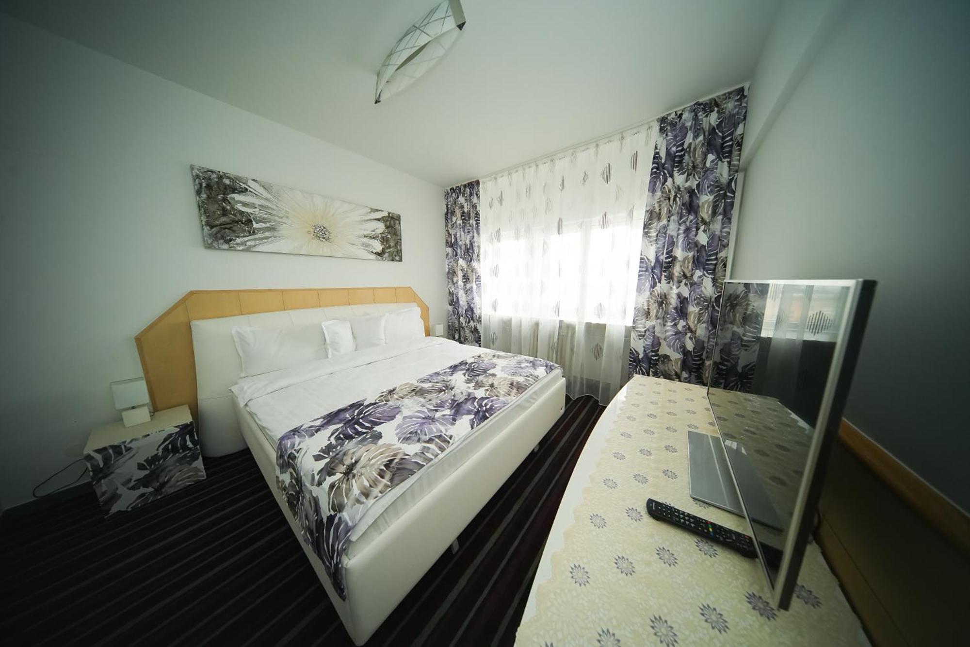 Hotel Bucovina Szucsáva Kültér fotó