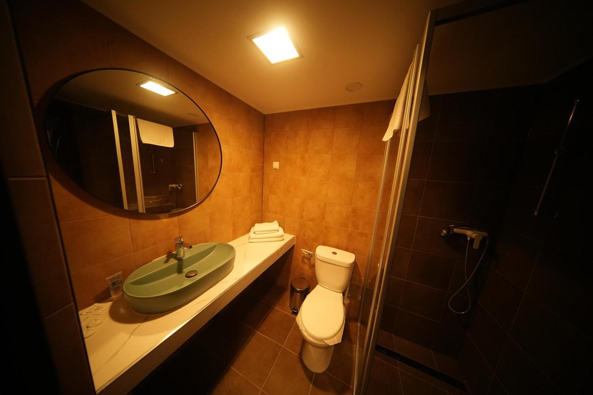 Hotel Bucovina Szucsáva Kültér fotó