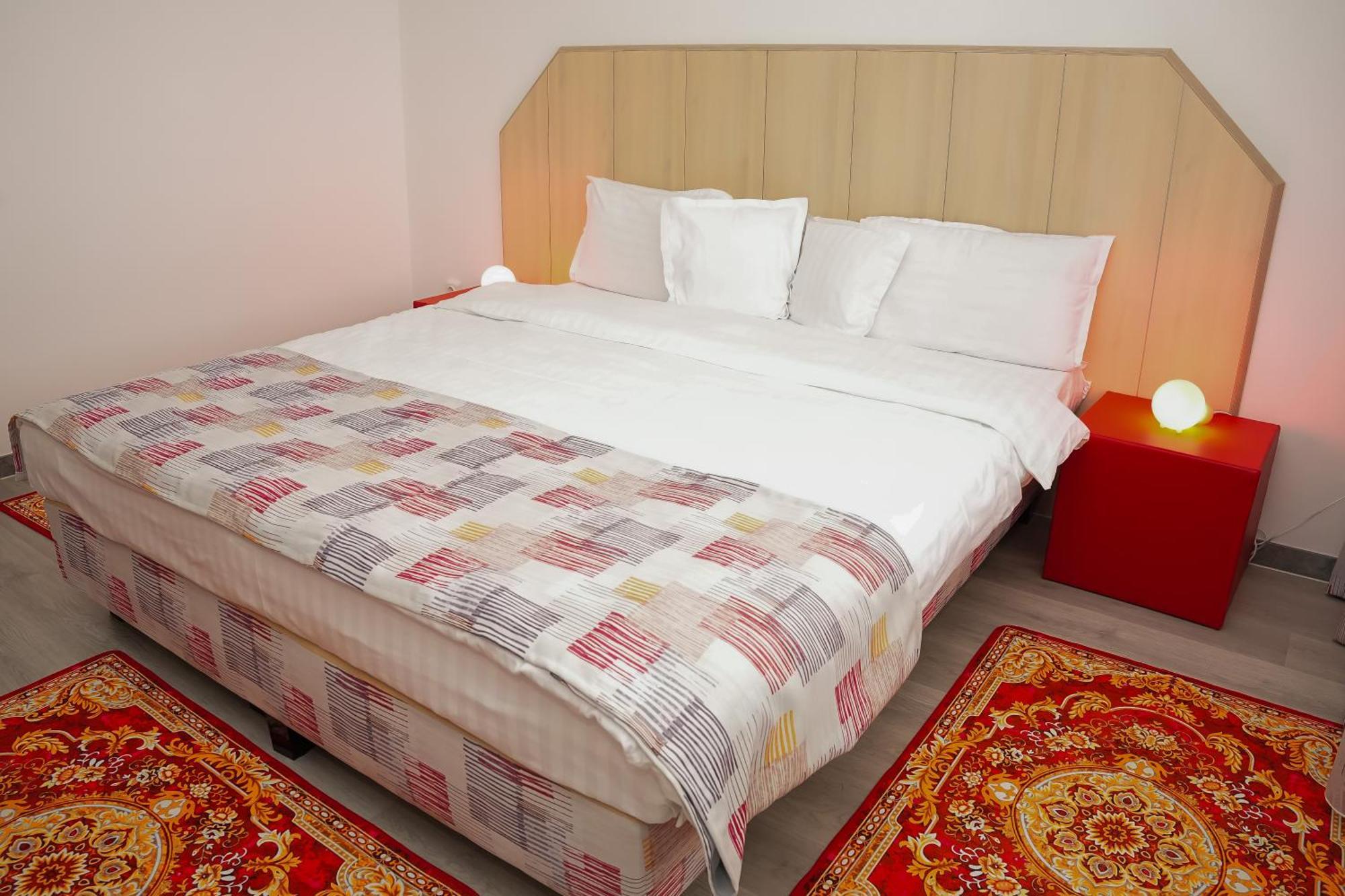 Hotel Bucovina Szucsáva Kültér fotó