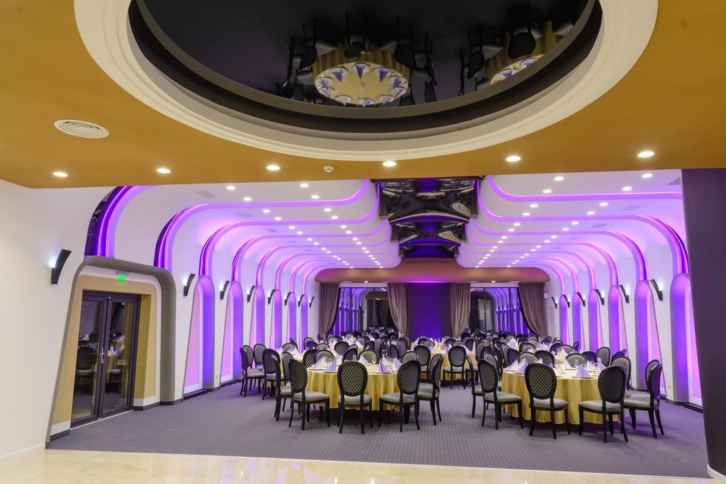 Hotel Bucovina Szucsáva Kültér fotó