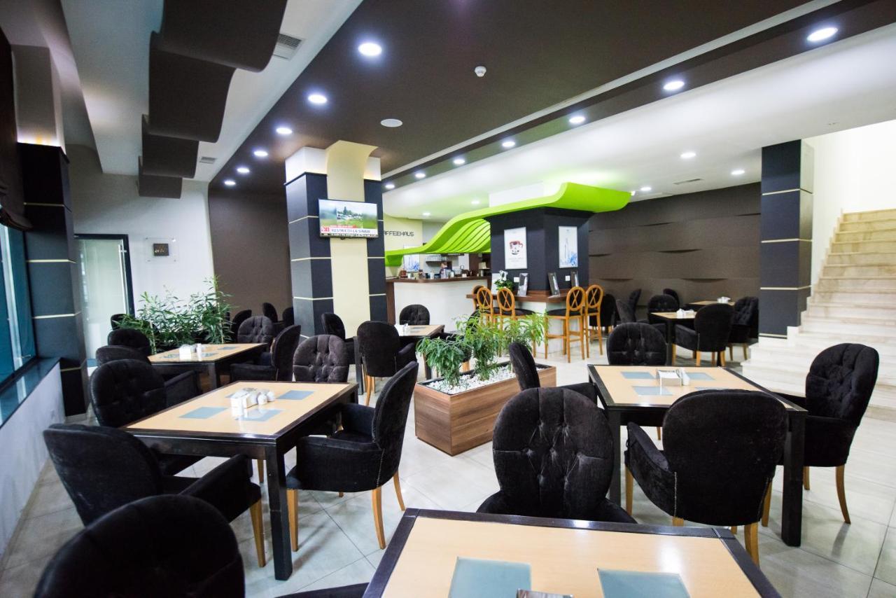 Hotel Bucovina Szucsáva Kültér fotó