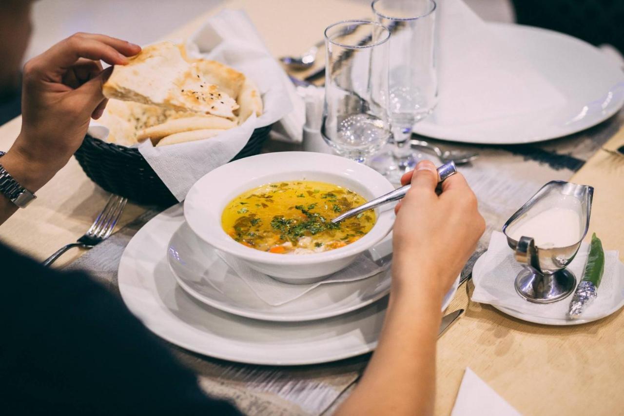 Hotel Bucovina Szucsáva Kültér fotó